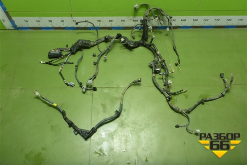 Проводка на двигатель (8212142D00) для Toyota Rav-4 с 2012-2019г (Рав 4)