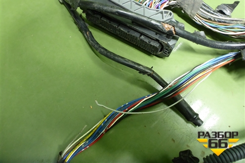 Проводка на двигатель (8212142D00) для Toyota Rav-4 с 2012-2019г (Рав 4)