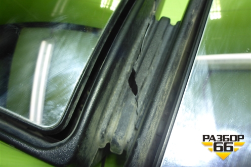 Зеркало левое электрическое  (712W637300021) для Sitrak C7H (С7Н)