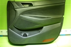 Обшивка двери передней правой под электрику (82340D7010) для Hyundai Tucson с 2015-2022г (Туксон)