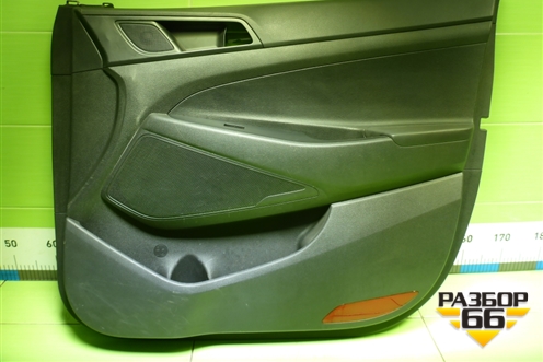 Обшивка двери передней правой под электрику (82340D7010) для Hyundai Tucson с 2015-2022г (Туксон)