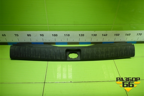 Обшивка багажника на заднюю панель (85771D7000) для Hyundai Tucson с 2015-2022г (Туксон)