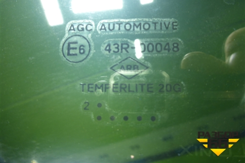 Стекло двери задней правой для Renault Sandero с 2009-2014г (Сандеро)