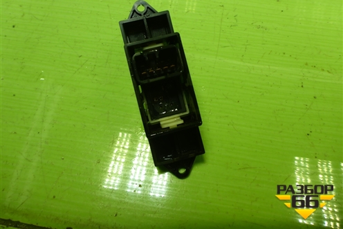 Кнопка стеклоподъёмника (MR587944) для Mitsubishi ASX с 2010г (АСХ)