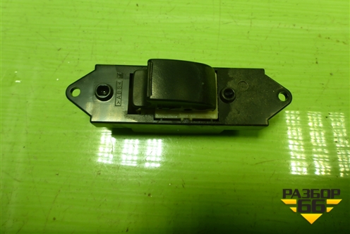 Кнопка стеклоподъёмника (MR587944) для Mitsubishi ASX с 2010г (АСХ)