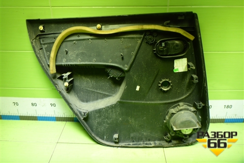 Обшивка двери задней правой под механику (829A06339R) для Renault Duster I с 2010-2021г (Дастер)