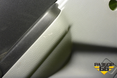 Обшивка двери задней левой под механику (8374055L30) для Suzuki SX4 с 2006-2013г (СХ4)