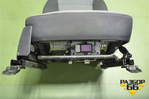 Сиденье переднее правое (с обогревом, без AIR BAG) для Hyundai Solaris с 2010-2016г (Солярис)