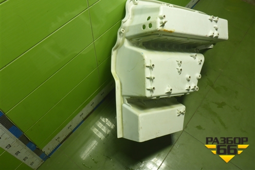 Корпус подножки правой (DZ16251242022) для Shacman (shaanxi) X6000 (Х6000)