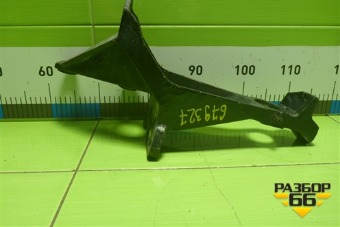 Кронштейн крепления торсиона  кабины правый (DZ1640430060) для Shacman (shaanxi) X3000 (Х3000)
