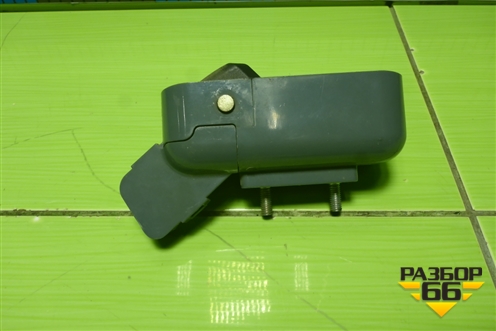 Ручка внутренняя двери правой  (DZ14251340026) для Shacman (shaanxi) X3000 (Х3000)