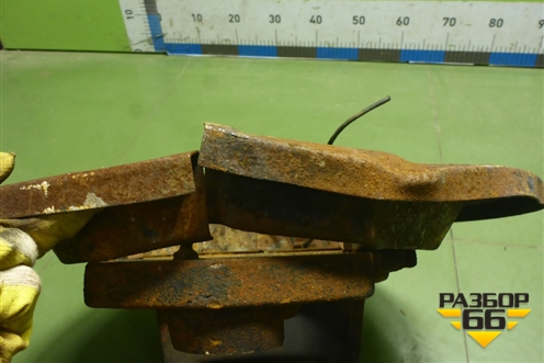 Щит опорный задний правый (DZ9112340238) для Shacman (shaanxi) X3000 (Х3000)