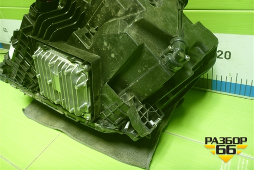 Фара правая (Led c блоком) (8892241572) для Geely Monjaro с 2021г (Монджаро)