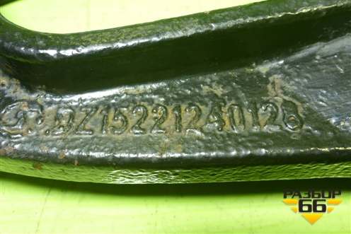 Кронштейн подножки  (DZ15221240128) для Shacman (shaanxi) X3000 (Х3000)