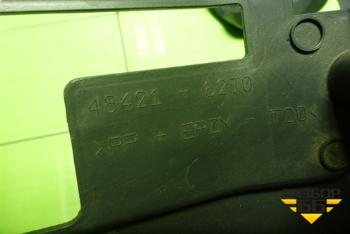 Кожух рулевой колонки (4842162J0) для Suzuki SX4 с 2006-2013г (СХ4)