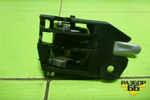 Ручка внутренняя двери передней правой для Toyota Corolla (E15) с 2006-2013г (Королла 150)