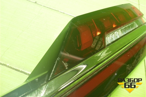 Фонарь задний центральный (8894315903) для Geely Monjaro с 2021г (Монджаро)