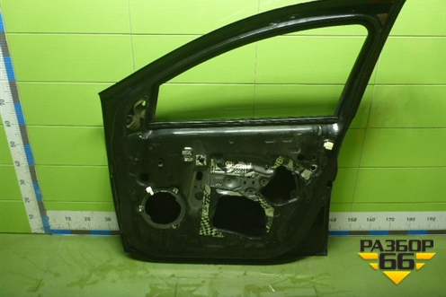 Дверь передняя правая для Renault Sandero с 2013-2022г (Сандеро)