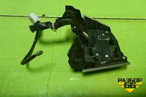 Модуль кнопок управления магнитолой (на руль) (8424712170) для Toyota Corolla (E15) с 2006-2013г (Королла 150)