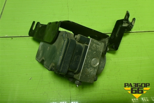 Блок ABS (476609836R) для Renault Sandero с 2013-2022г (Сандеро)