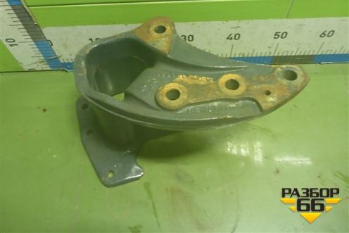 Кронштейн рулевого редуктора (5600201421) для Renault TRUCK Premium с 1996-2004г (Премиум)
