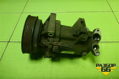 Компрессор кондиционера (1.6л K7MA812) (8201025121) для Renault Sandero с 2013-2022г (Сандеро)