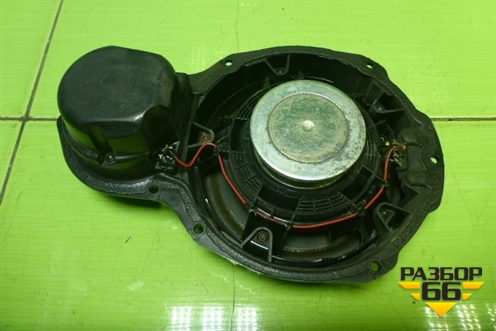 Динамик (3C0035454A) для Volkswagen Passat-CC с 2008г (Пассат ЦЦ)