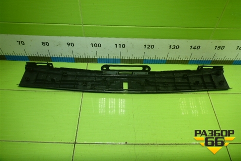 Обшивка багажника на заднюю панель (857712E000) для Hyundai Tucson с 2004-2010г (Туксон)