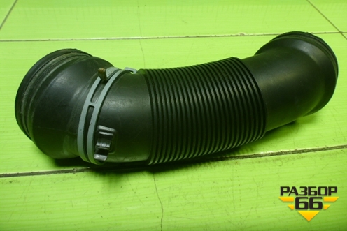 Патрубок воздушного фильтра (1K0129684L) для Volkswagen Passat-CC с 2008г (Пассат ЦЦ)