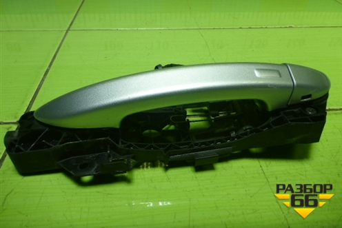 Ручка наружная двери задней левой (3C0837885J) для Volkswagen Passat-CC с 2008г (Пассат ЦЦ)