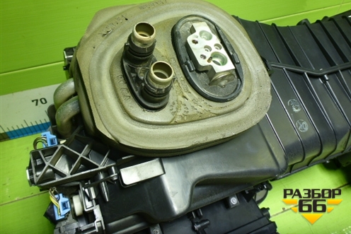 Корпус отопителя (3C11820308) для Volkswagen Passat-CC с 2008г (Пассат ЦЦ)