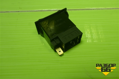 Кнопка света фар (WG9719584011) для Howo HW76