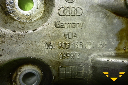 Кронштейн масляного фильтра (1.8л BZB) (06J903143) для Volkswagen Passat-CC с 2008г (Пассат ЦЦ)