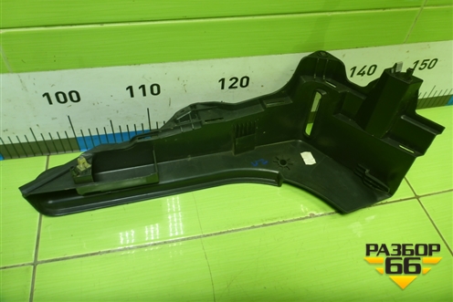 Держатель задней полки правый (лифтбэк) (5JA867762A) для Skoda Rapid с 2013г (Рапид)