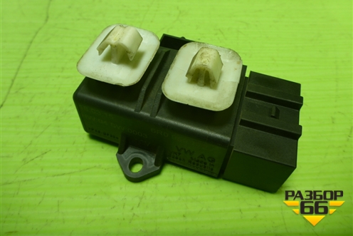 Блок электронный (подогрев сидений) (6R0959772A) для Skoda Rapid с 2013г (Рапид)