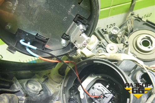 Фара левая (после 2012г до 2015г установлен BI-Led модуль) для Toyota Land Cruiser (200) с 2008г (Ленд Крузер)