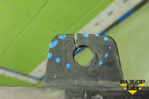 Решетка радиатора (после 2012 до 2015г под камеру) (5311460110) для Toyota Land Cruiser (200) с 2008г (Ленд Крузер)