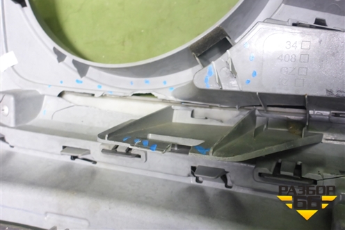 Решетка радиатора (5509600XKM01B) для Tank 300 с 2021-2025г