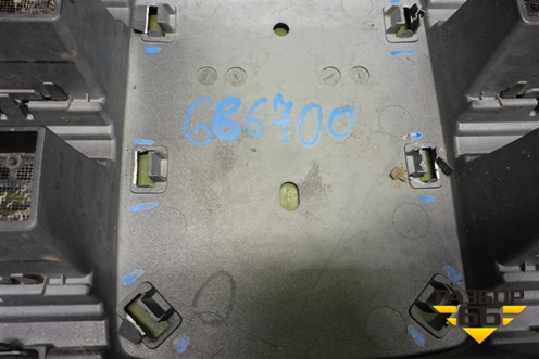 Решетка радиатора (5509600XKM01B) для Tank 300 с 2021-2025г