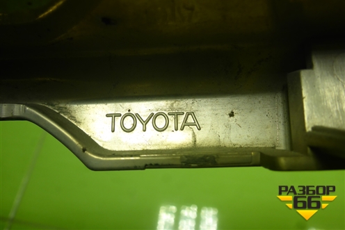 Накладка на решетку радиатора (верхняя после 2017г) (5312760130) для Toyota Land Cruiser Prado(150) с 2009г (Ленд Крузер Прадо)