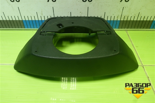 Накладка на рулевое колесо (задняя часть) (4518460170) для Toyota Land Cruiser (200) с 2008г (Ленд Крузер)
